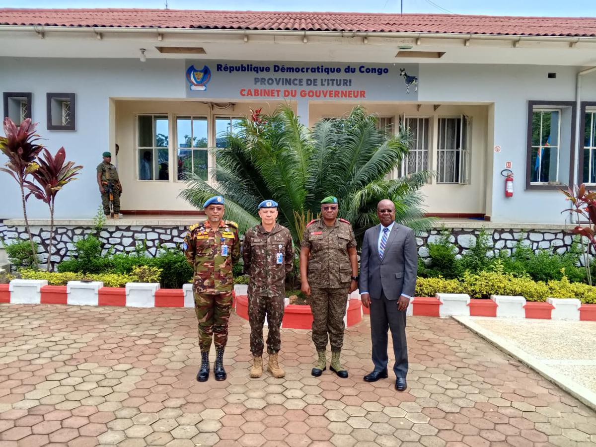 Le gouverneur de l’Ituri, le général Gaby Kasongo, reçoit le commandant de la Force de la MONUSCO à Bunia.