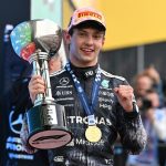 Kimi Antonelli célèbre sa victoire au Grand Prix des États-Unis de Formule 1 le 25 octobre 2026.